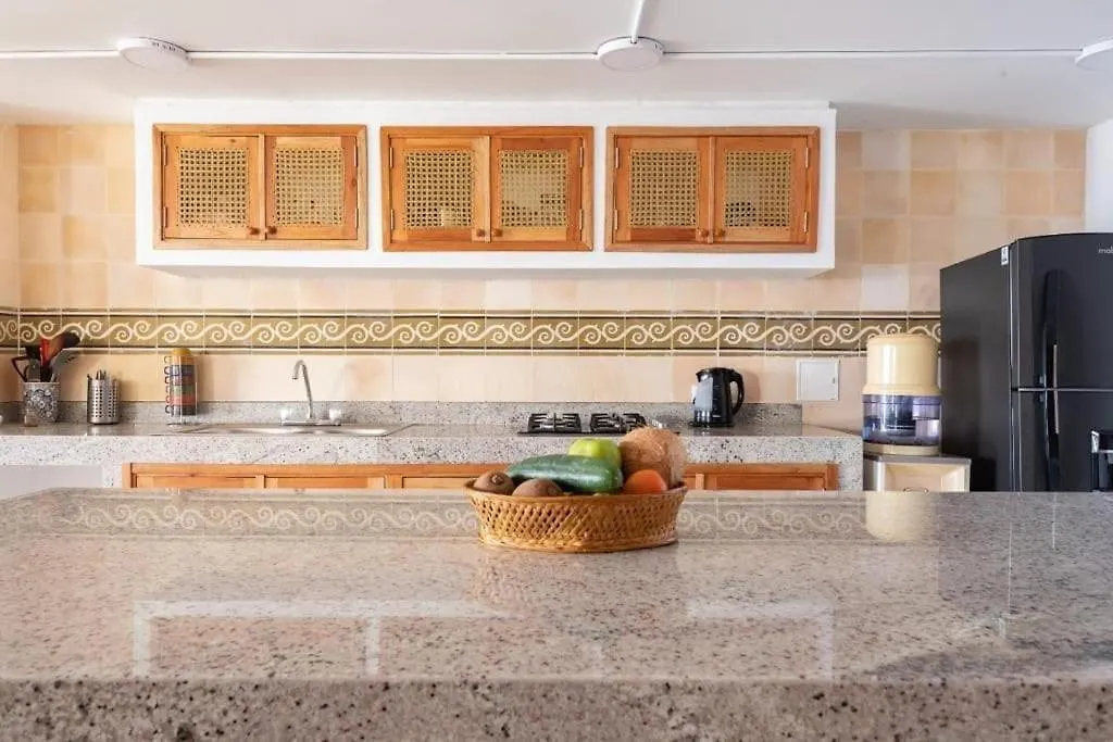 Charming Old City Loft With Jacuzzi! Cartagena 0*,